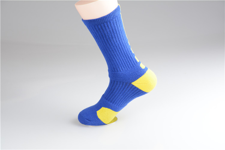Solid color crew socks