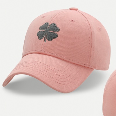 Four-leaf clover logo cap