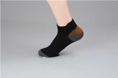 Dark color ankle socks