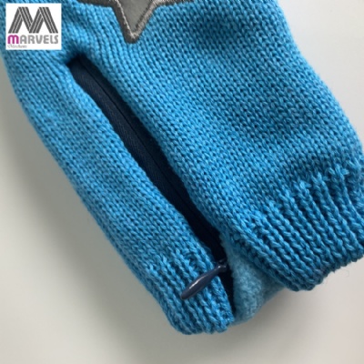 Children Blue knite mitten