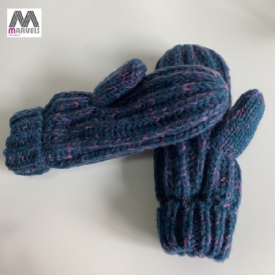 Space dye color mitten