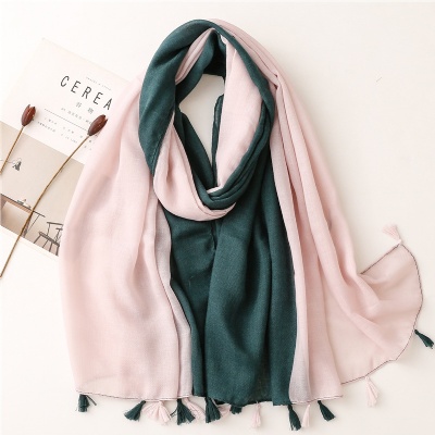 Two-color contrast thickened warm tassel scarf
