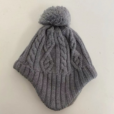 Recycle polyester cable beanie