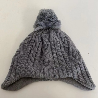 Recycle polyester cable beanie
