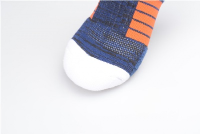 Bull printing crew socks