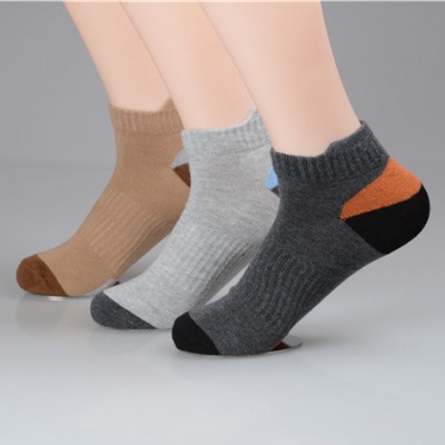 Dark color ankle socks