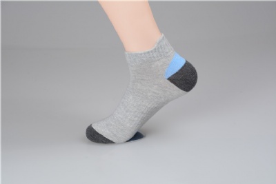 Dark color ankle socks