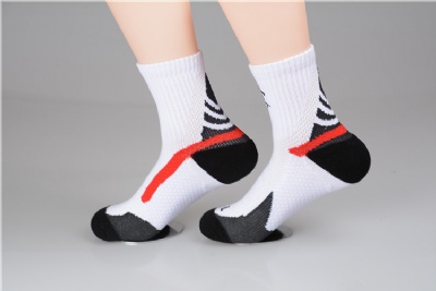 Moisture-wicking function socks