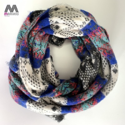 Bohemian Style Acrylic Scarf